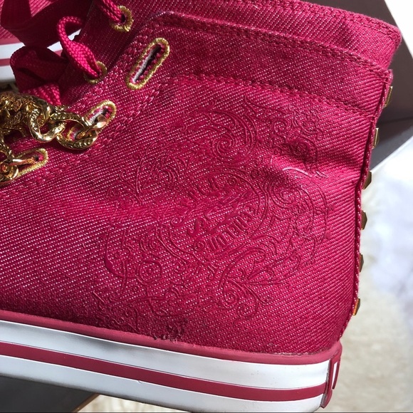 UES • Pink Denim Gold Chain Sneakers ‼️ RARE!  - Picture 5 of 8